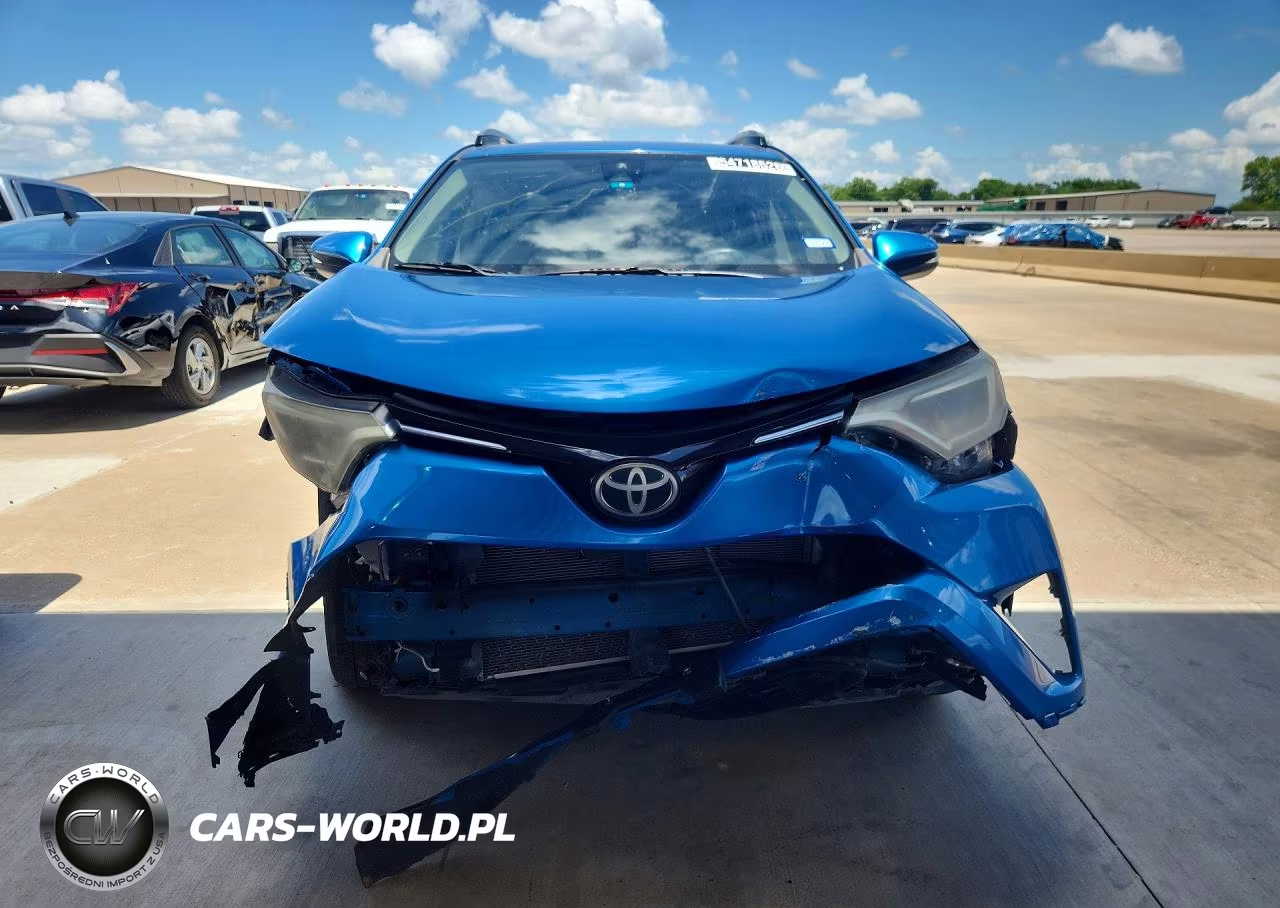 2017 Toyota Rav4 Xle VIN:JTMWFREV1HJ128450 - 5