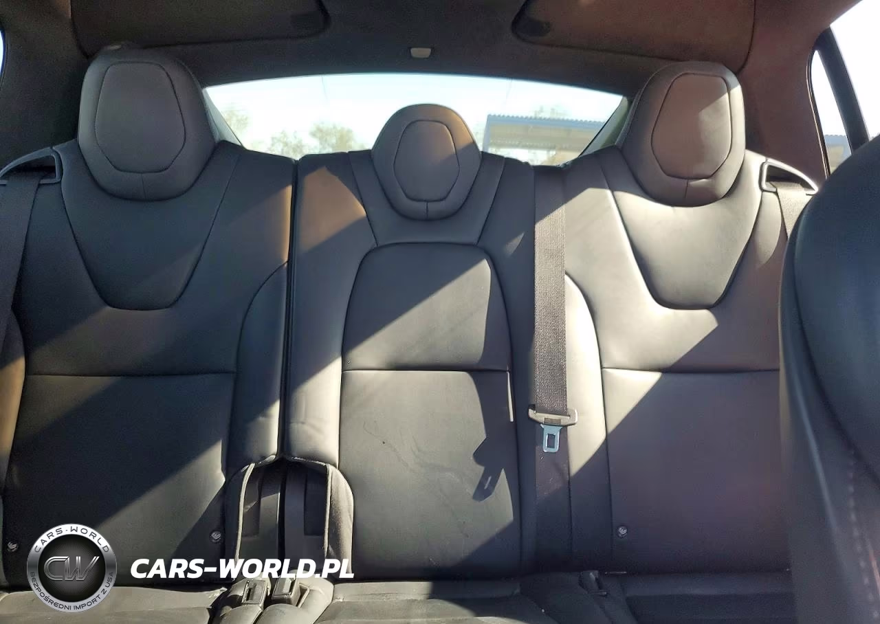 2017 Tesla Model X VIN:5YJXCDE27HF070180 - 10