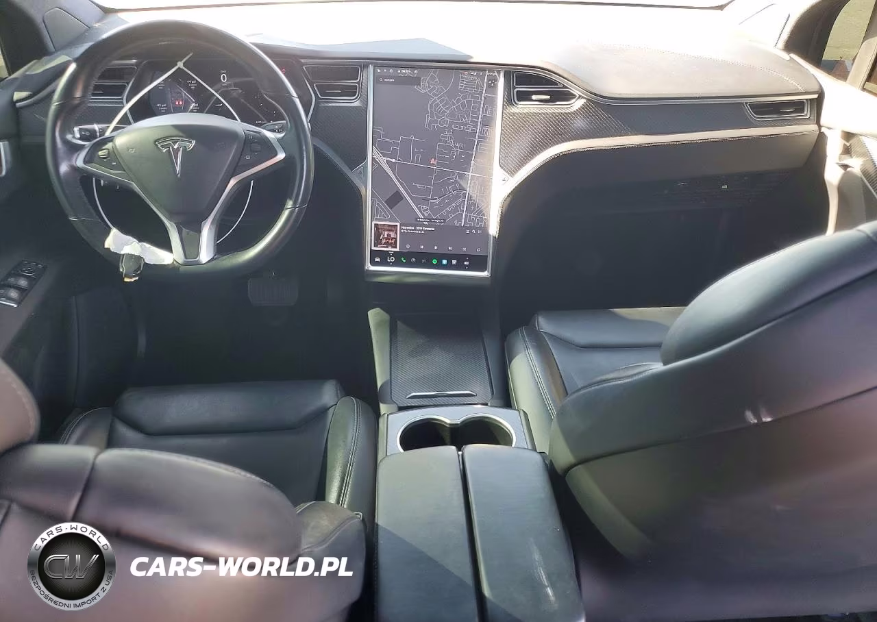 2017 Tesla Model X VIN:5YJXCDE27HF070180 - 8