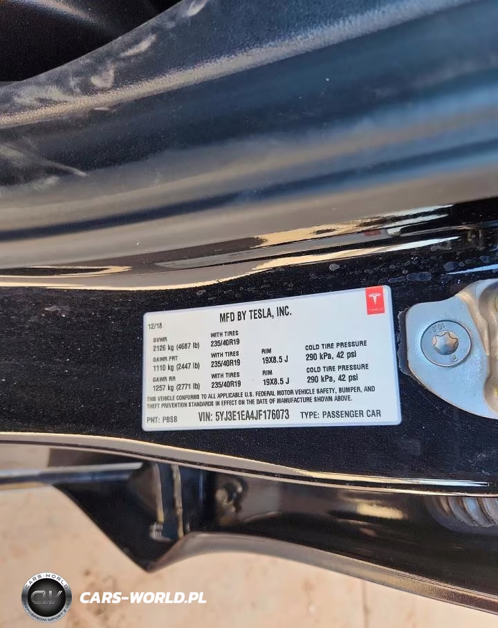 2018 Tesla Model 3 VIN:5YJ3E1EA4JF176073 - 13