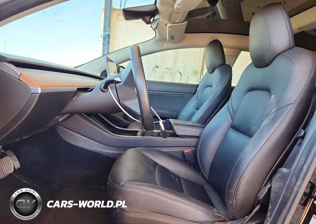 2018 Tesla Model 3 VIN:5YJ3E1EA4JF176073 - 7