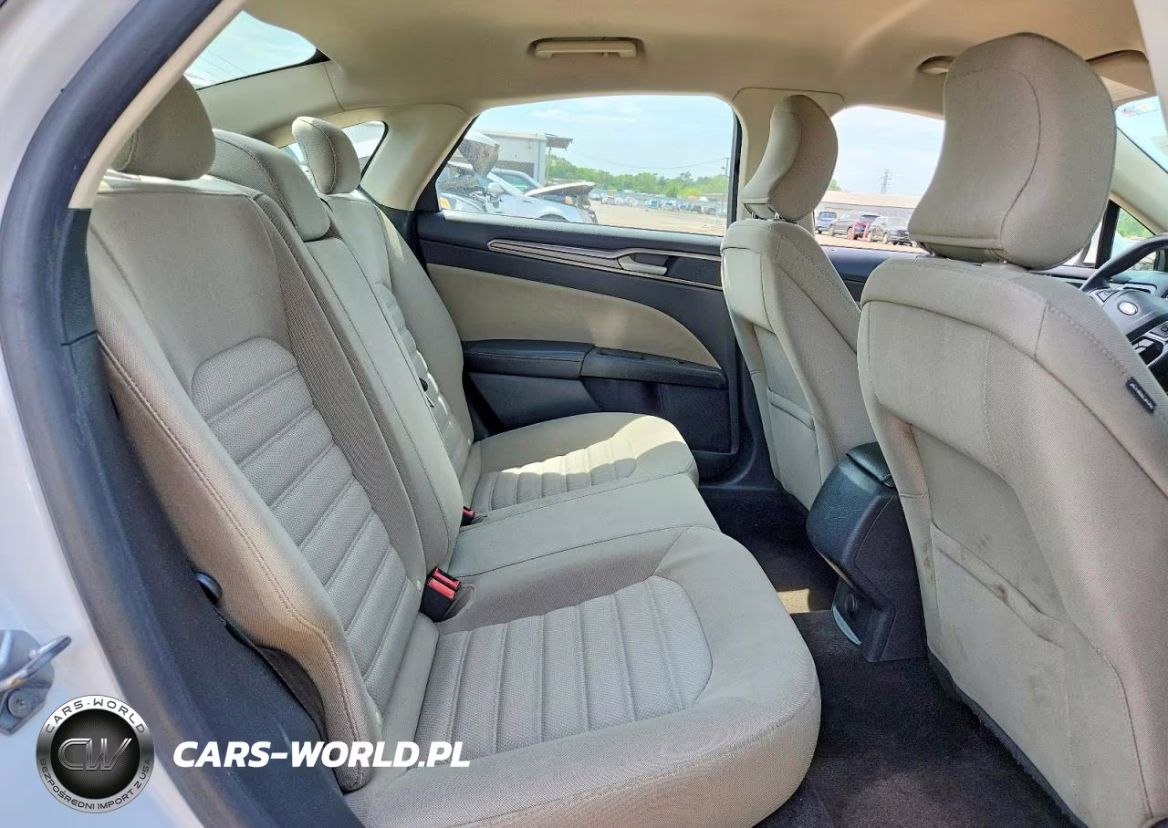 2017 Ford Fusion S VIN:3FA6P0G76HR393710 - 10