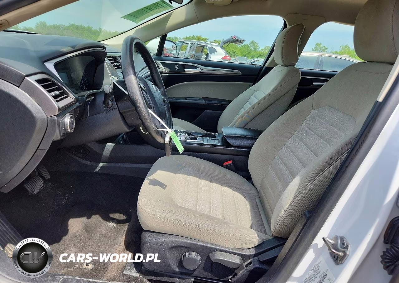 2017 Ford Fusion S VIN:3FA6P0G76HR393710 - 7
