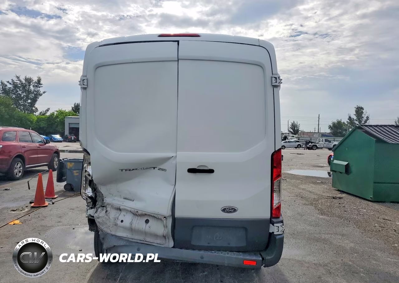 2015 Ford Transit T-250 VIN:1FTNR1CG2FKA96737 - 6