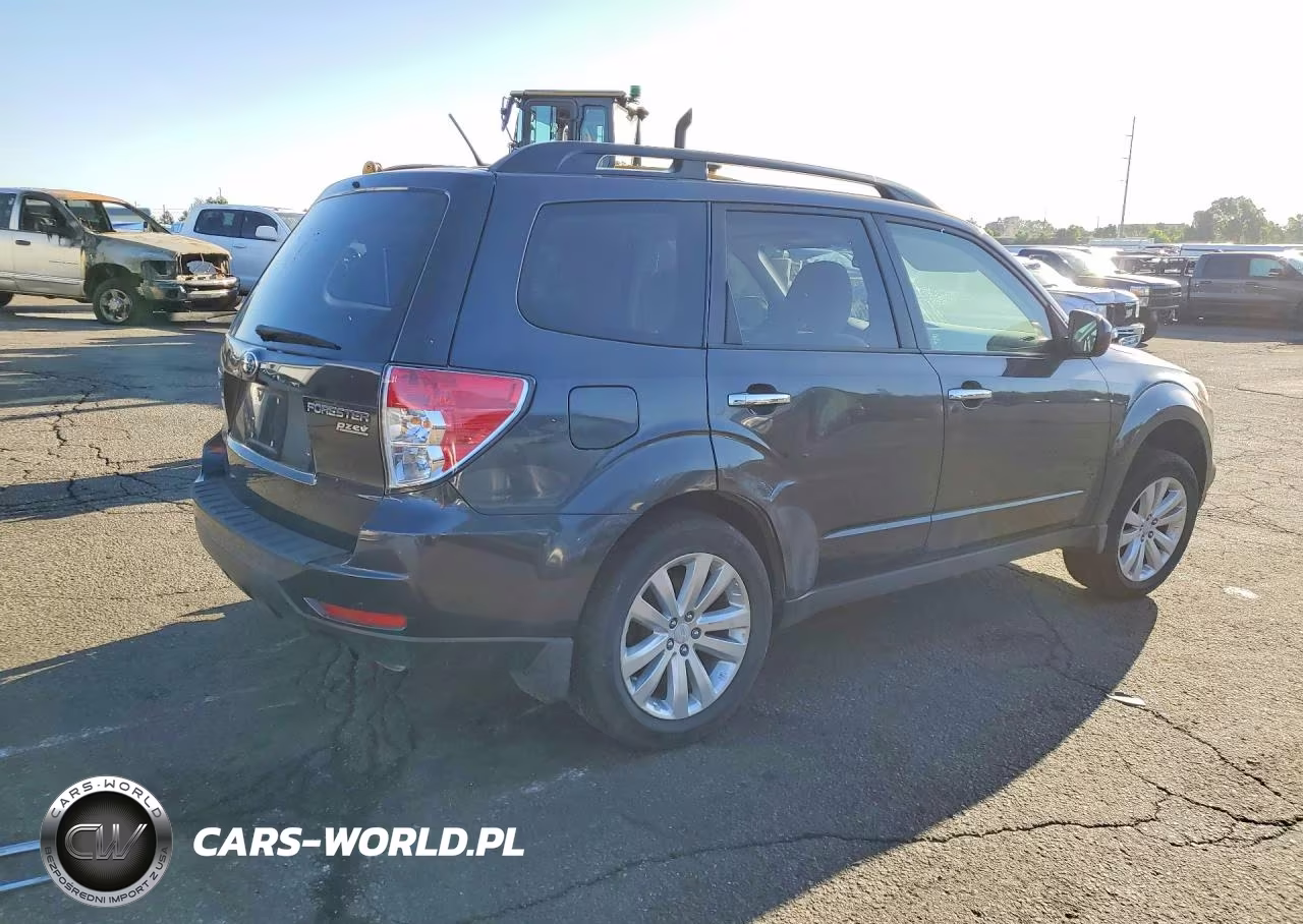 2012 Subaru Forester 2.5X Premium VIN:JF2SHADC4CH459681 - 3