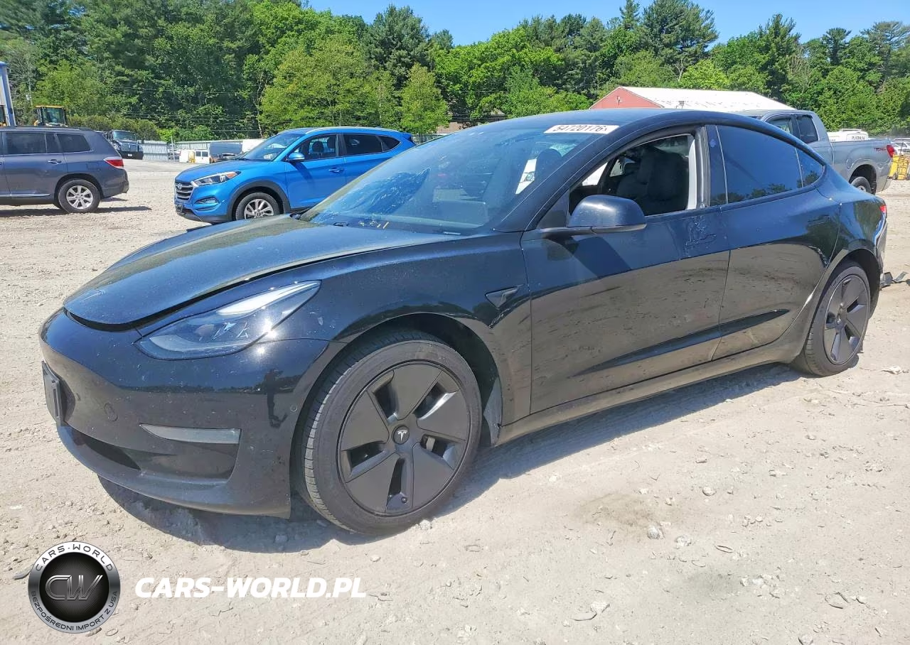 2021 Tesla Model 3 – zdjęcie 1 z 13