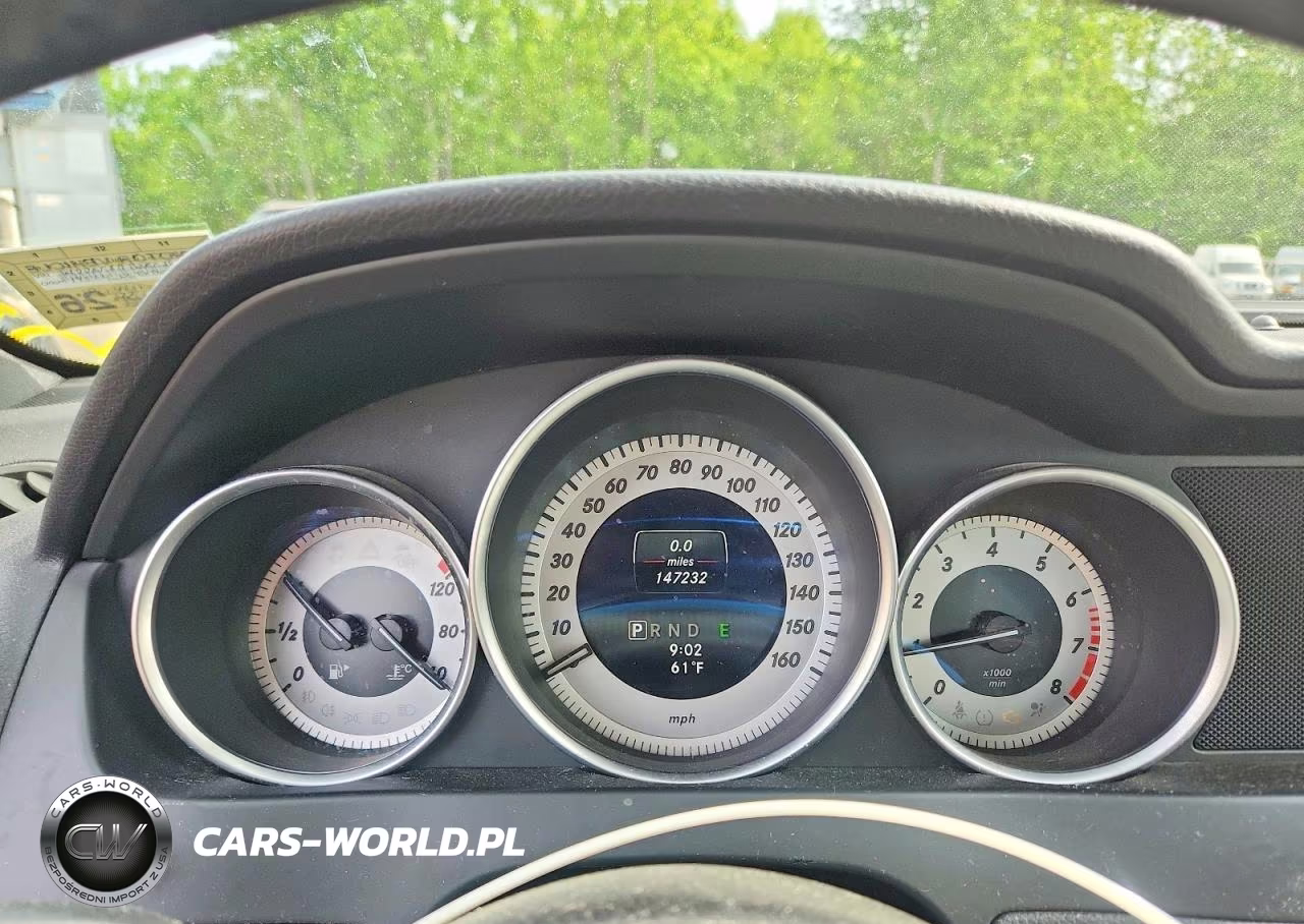 2014 Mercedes-Benz C 300 4Matic VIN:WDDGF8AB3EG183071 - 9