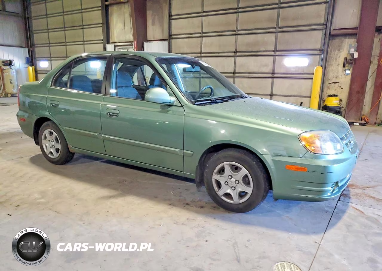 2005 Hyundai Accent Gl VIN:KMHCG45C45U583493 - 4