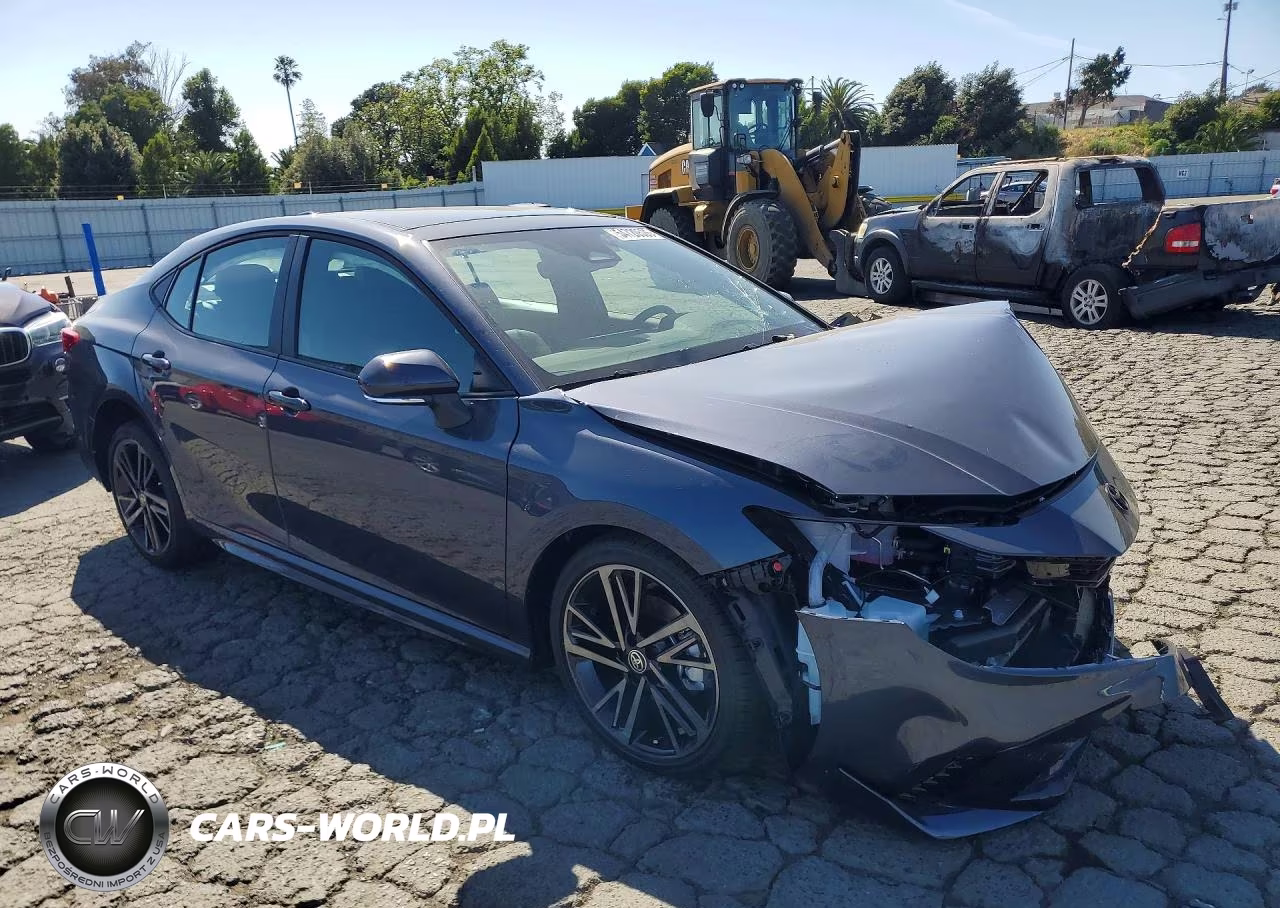 2026 Toyota Camry Xse VIN:4T1DAACK6TU730098 - 4
