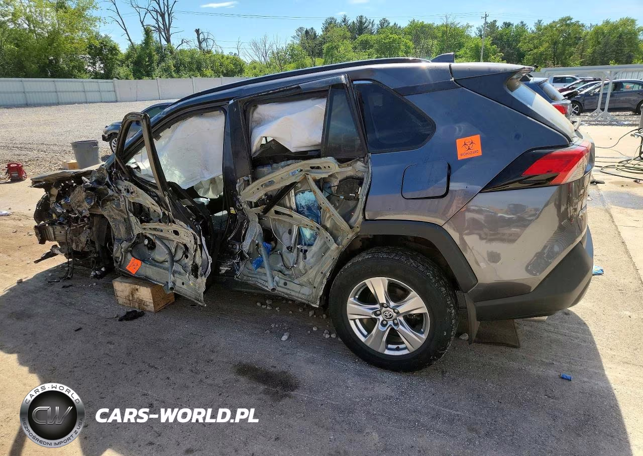 2022 Toyota Rav4 Xle VIN:2T3P1RFV9NC295915 - 2