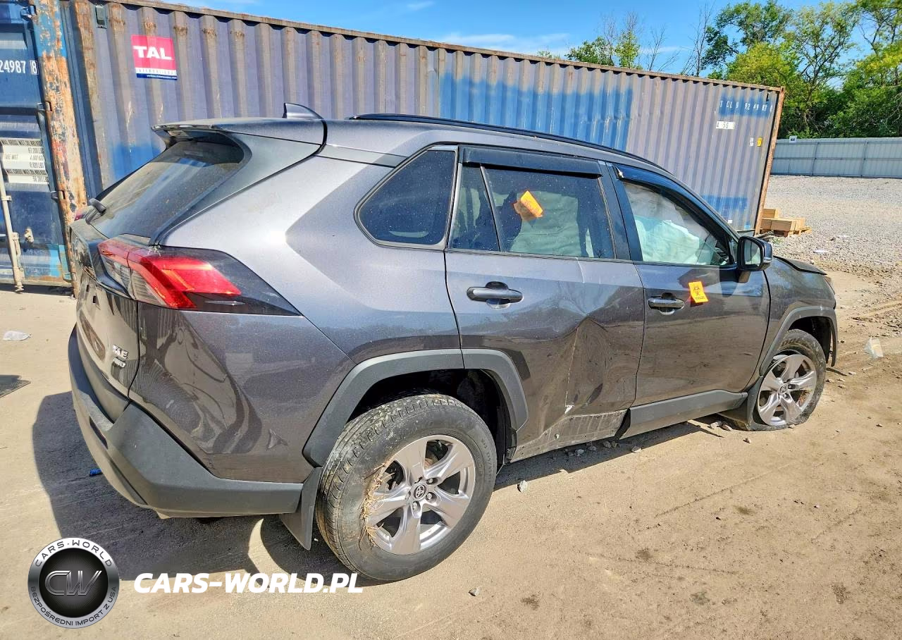 2022 Toyota Rav4 Xle VIN:2T3P1RFV9NC295915 - 3