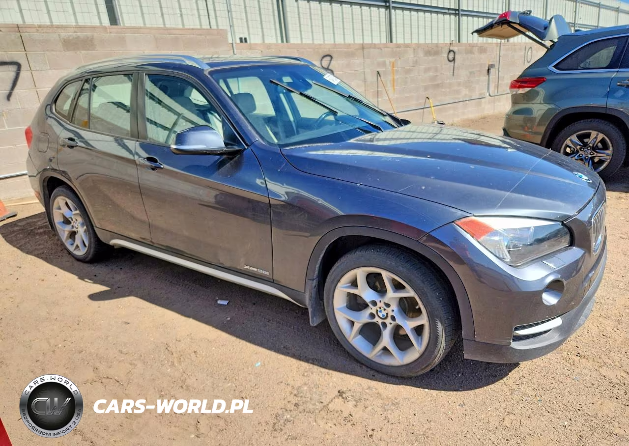 2014 BMW X1 xDrive28I 4D Suv VIN:WBAVL1C55EVY18180 - 4
