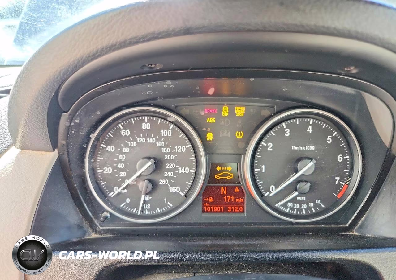 2014 BMW X1 xDrive28I 4D Suv VIN:WBAVL1C55EVY18180 - 9