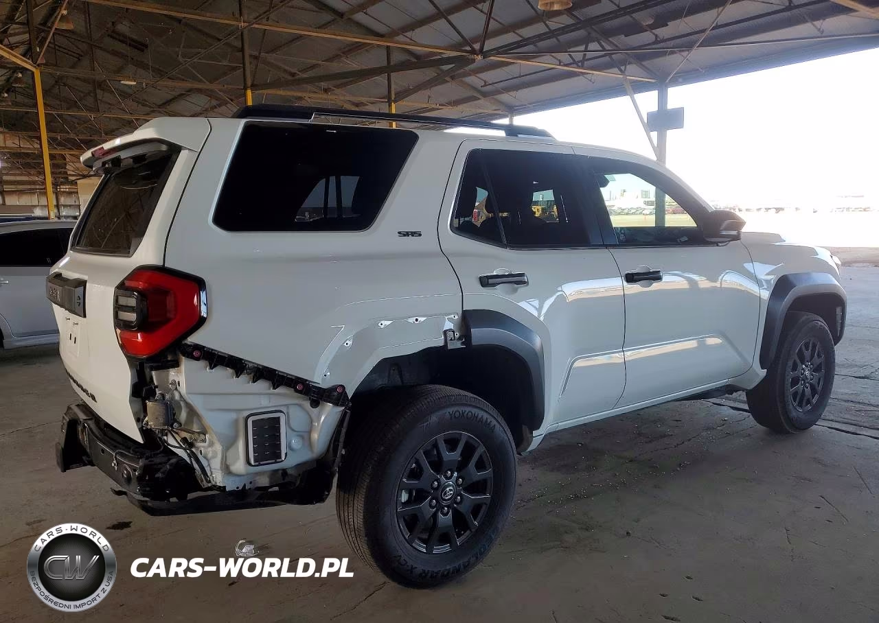 2025 Toyota 4Runner Sr5 VIN:JTEVA5AR3S5004462 - 3