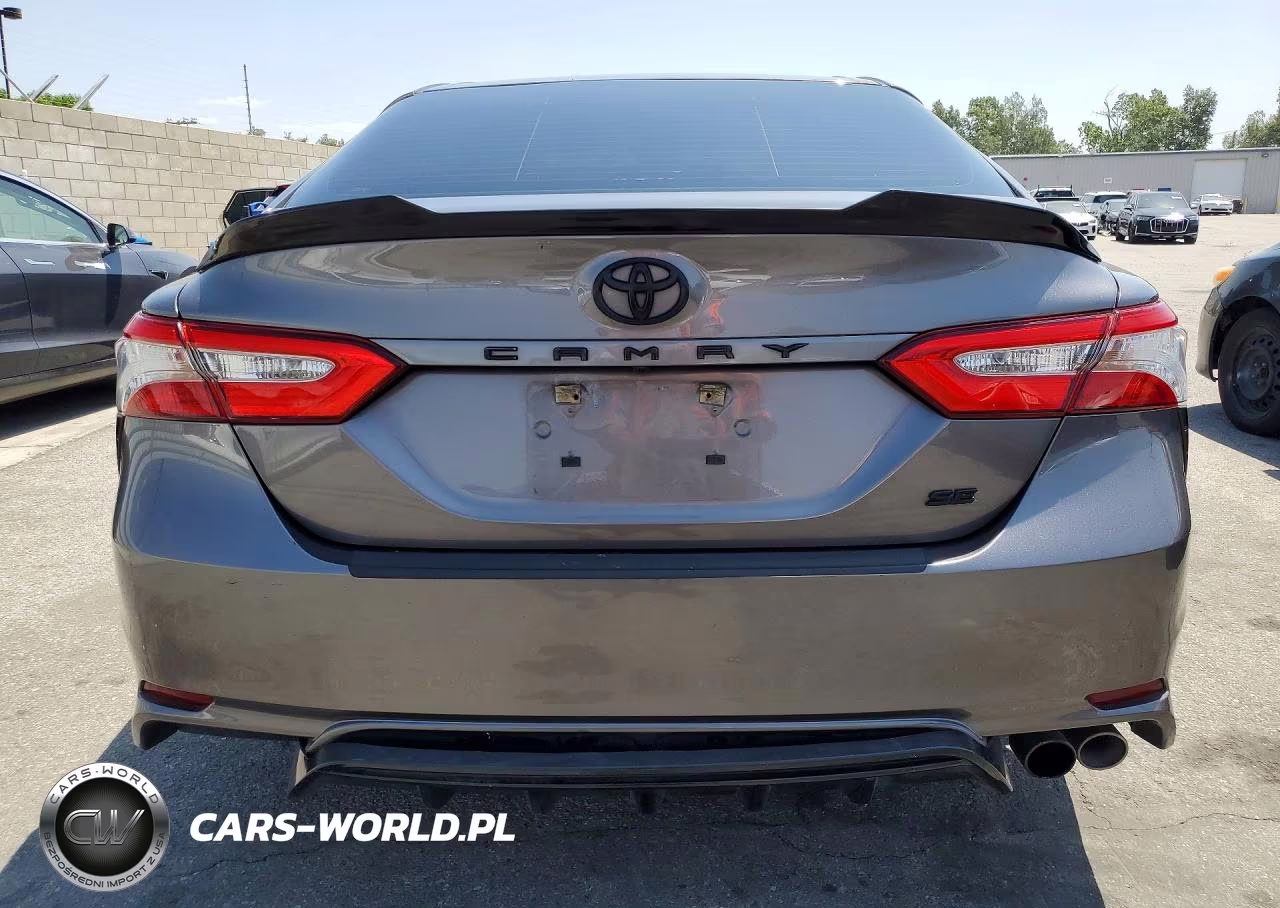 2018 Toyota Camry Se VIN:4T1B11HK8JU114612 - 6