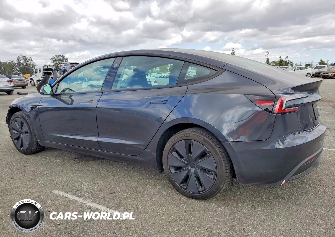 2025 Tesla Model 3 VIN:5YJ3E1EA4SF986370 - 2