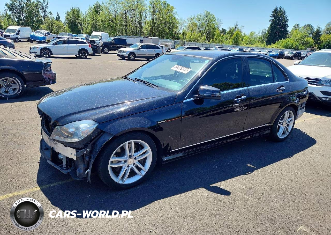 2014 Mercedes-Benz C 300 4Matic – zdjęcie 1 z 12