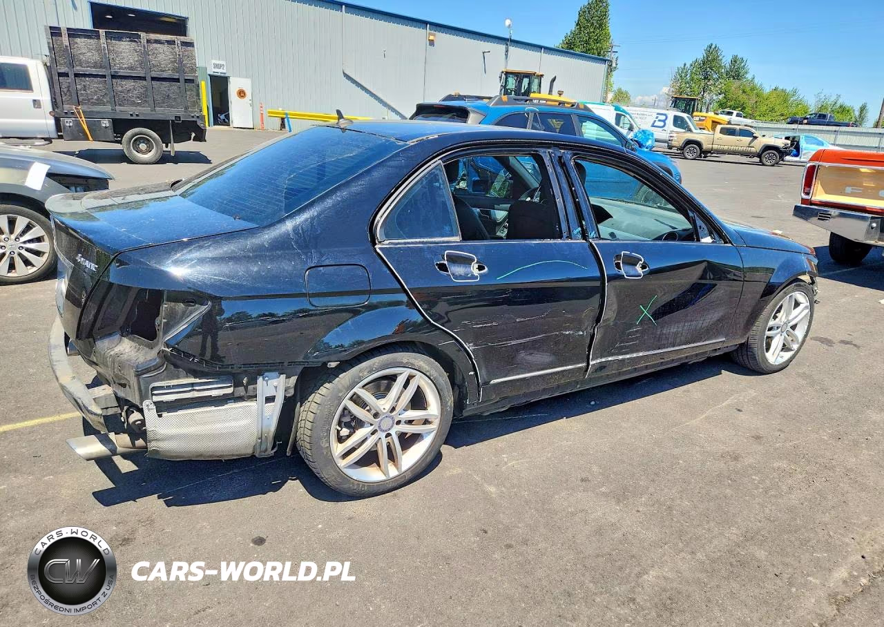 2014 Mercedes-Benz C 300 4Matic VIN:WDDGF8AB4EA942233 - 3