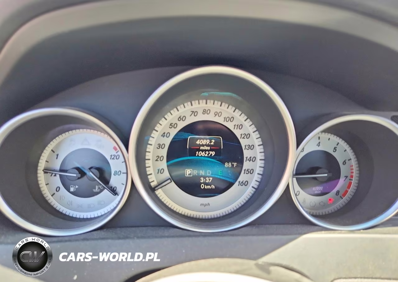 2014 Mercedes-Benz C 300 4Matic VIN:WDDGF8AB4EA942233 - 9
