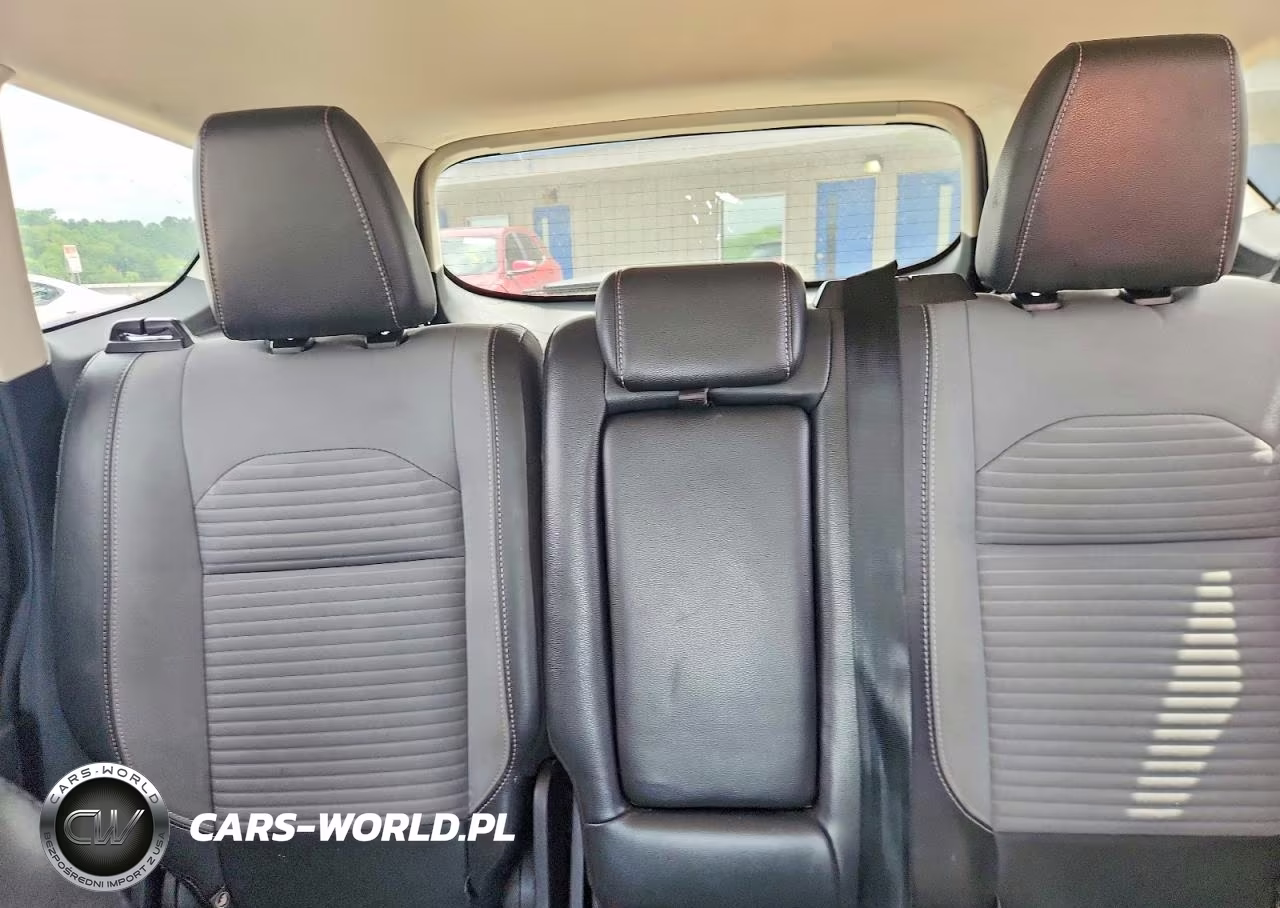 2019 Ford Escape Se VIN:1FMCU0GD9KUA07689 - 10