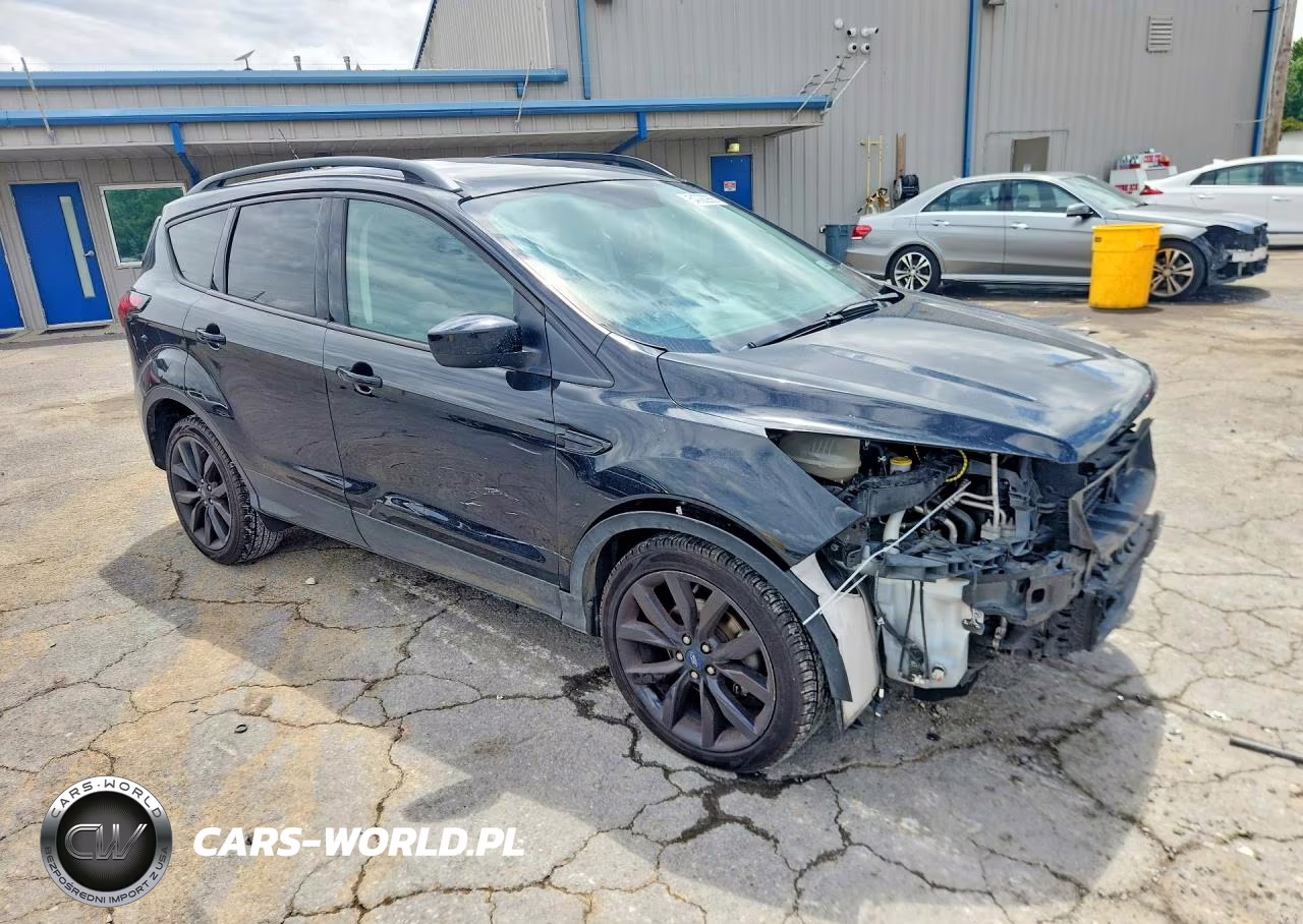 2019 Ford Escape Se VIN:1FMCU0GD9KUA07689 - 4