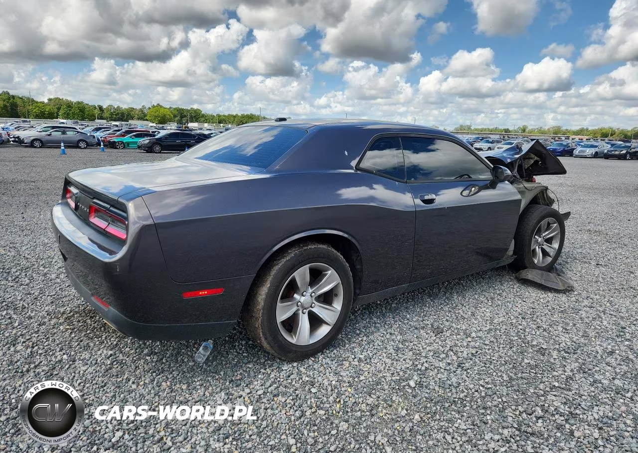 2015 Dodge Challenger Sxt VIN:2C3CDZAGXFH905758 - 3