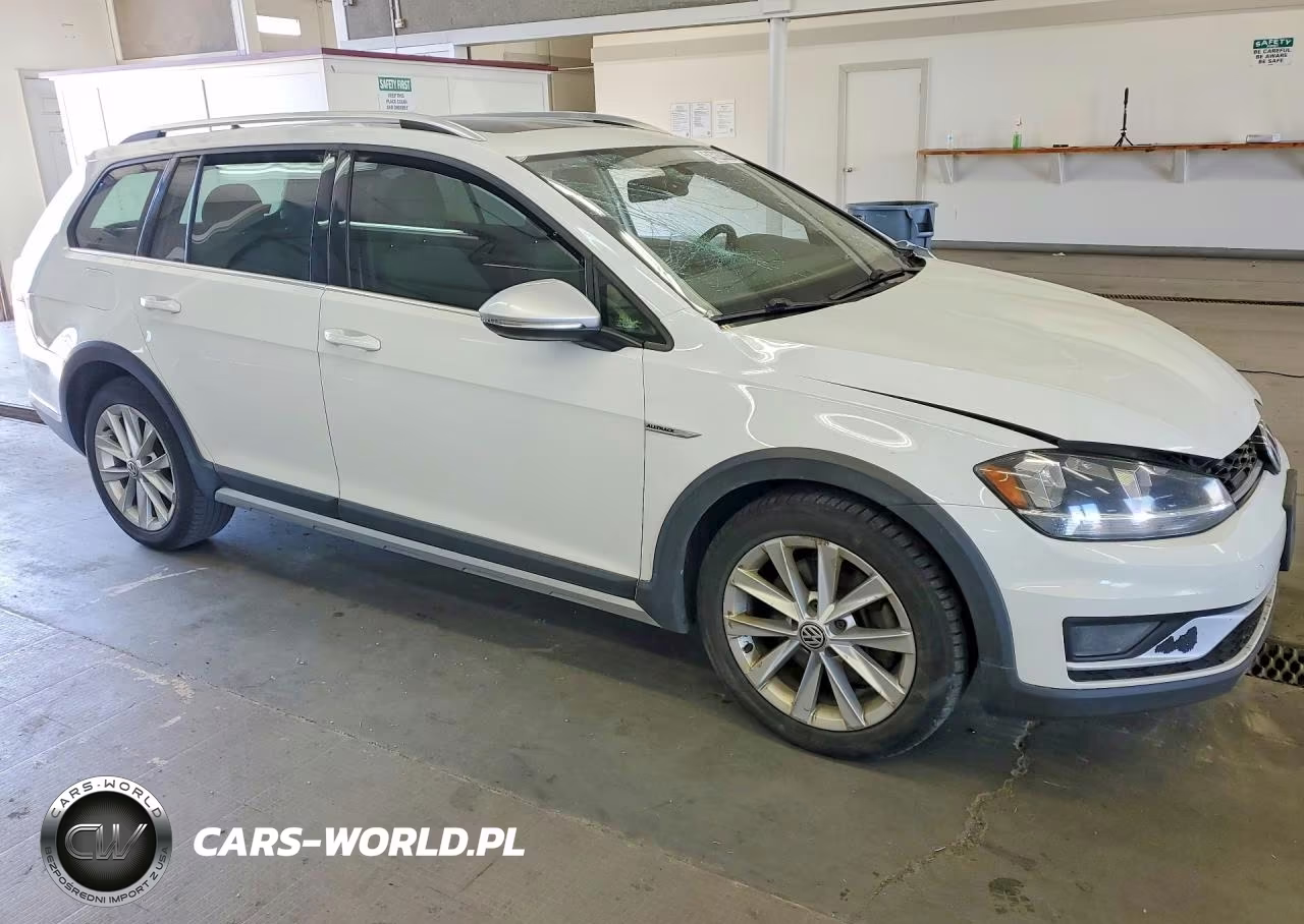 2018 Volkswagen Golf Alltrack S VIN:3VWM17AU1JM759437 - 4