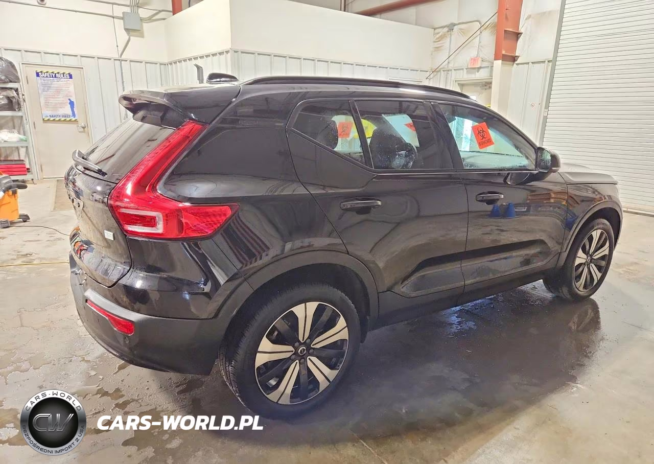 2023 Volvo Xc40 Recharge Plus VIN:YV4ED3UL8P2979682 - 3