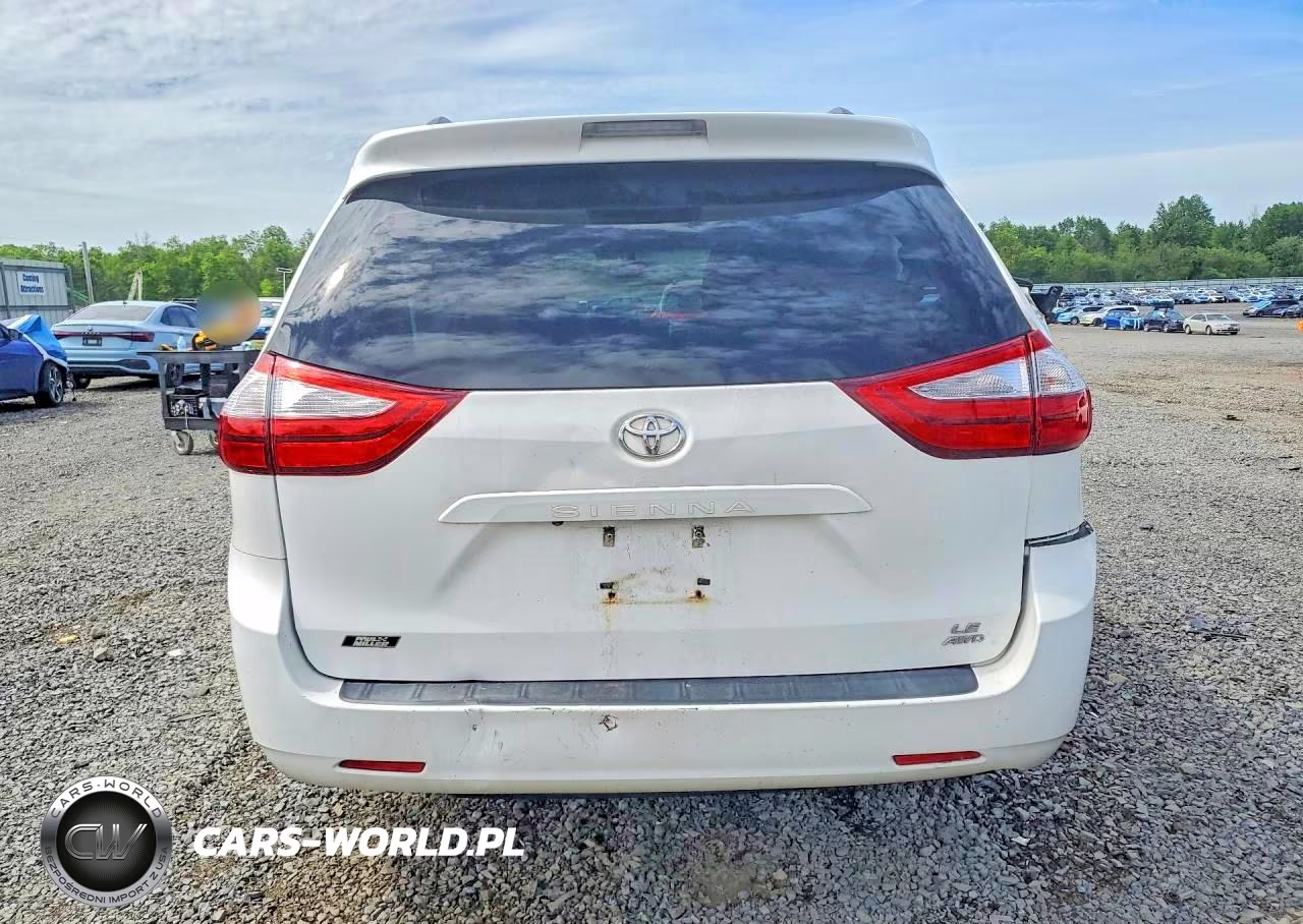 2016 Toyota Sienna Le VIN:5TDJK3DC0GS131585 - 6