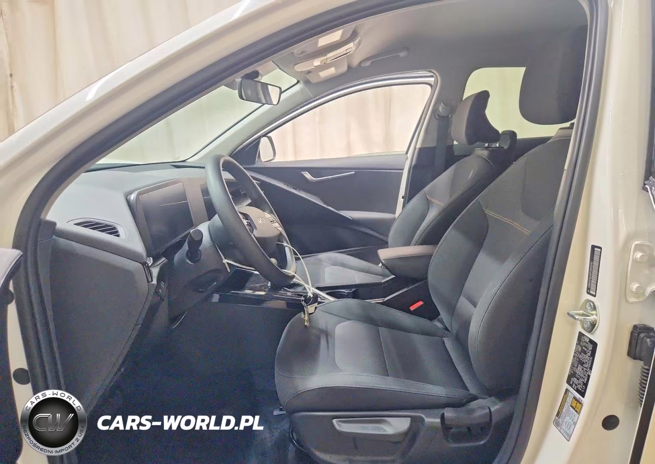2026 Kia Niro Lx VIN:KNDCP3LE8T5323141 - 7