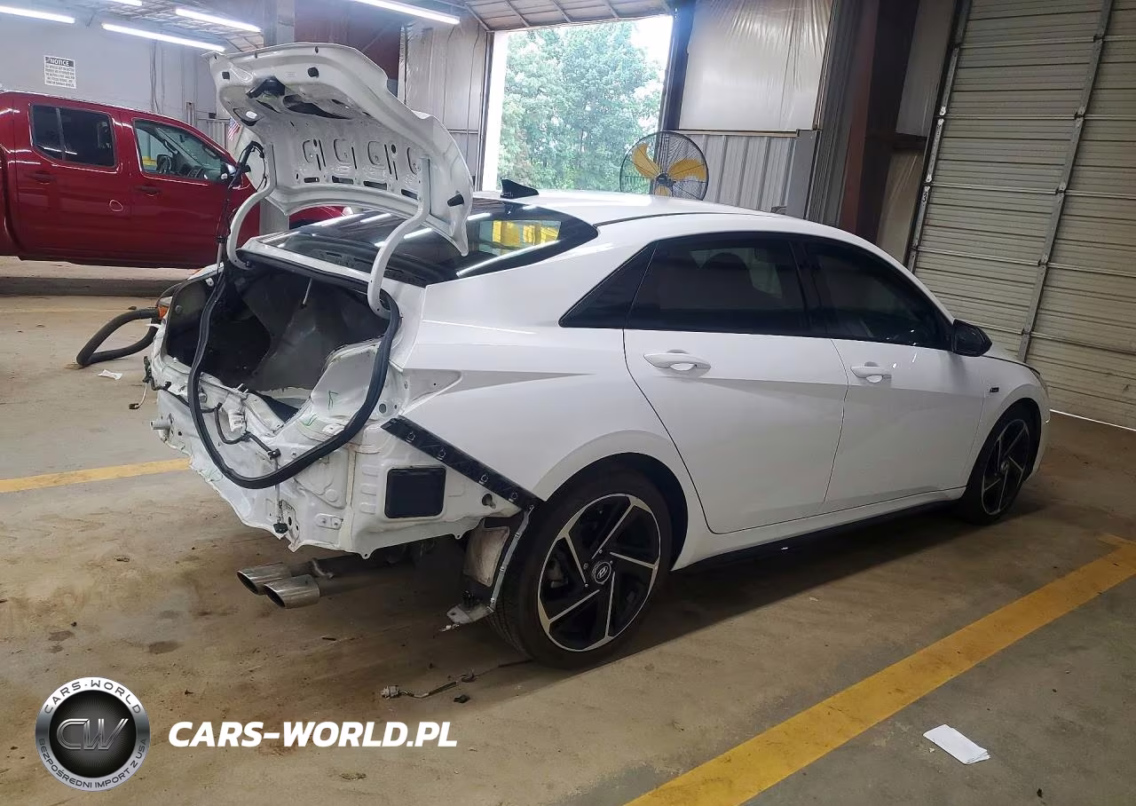 2023 Hyundai Elantra N Line VIN:KMHLR4AF6PU543901 - 3