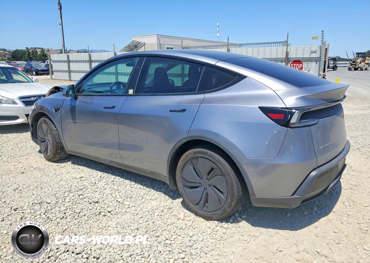 2026 Tesla Model Y VIN:7SAYGDEE0TF328067 - 2