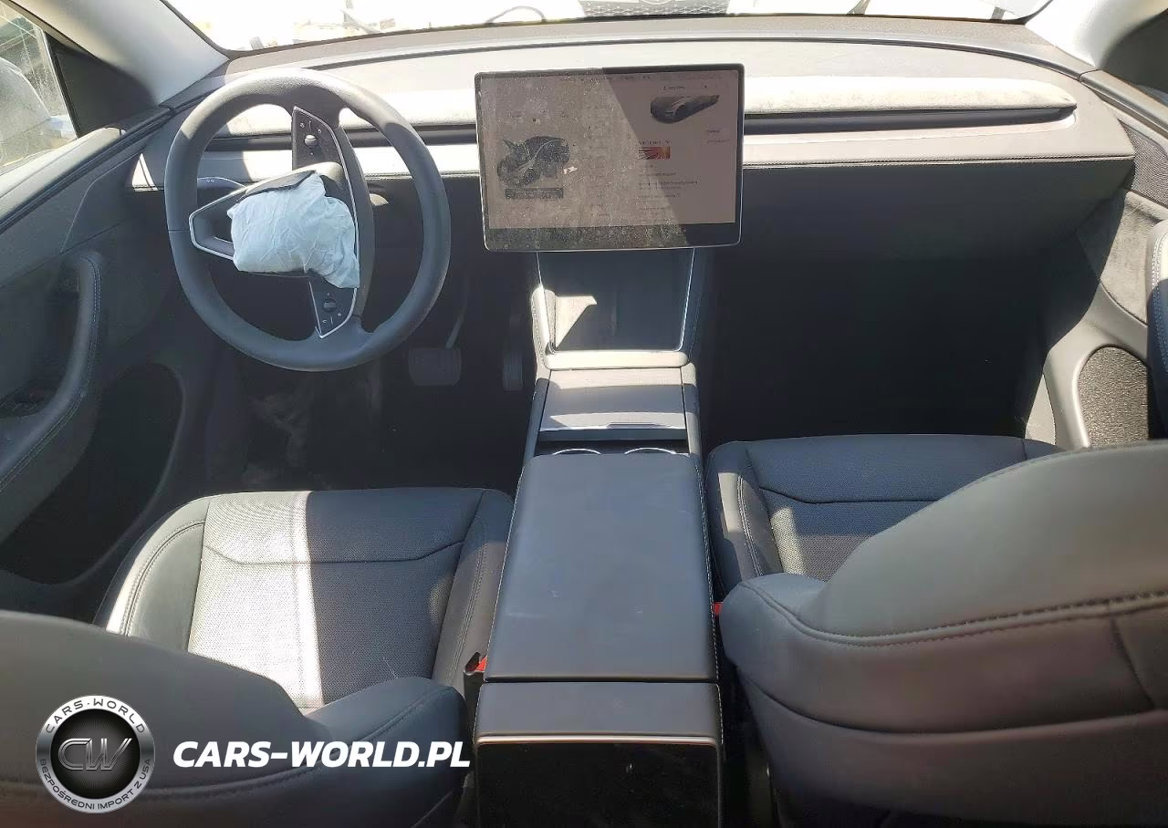 2026 Tesla Model Y VIN:7SAYGDEE0TF328067 - 8