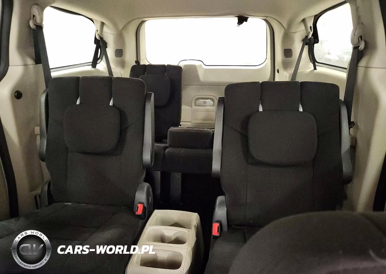 2011 Dodge Grand Caravan Express VIN:2D4RN4DG2BR715395 - 10