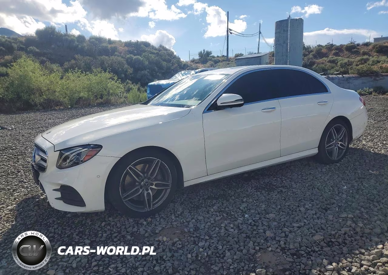 2019 Mercedes-Benz E 300