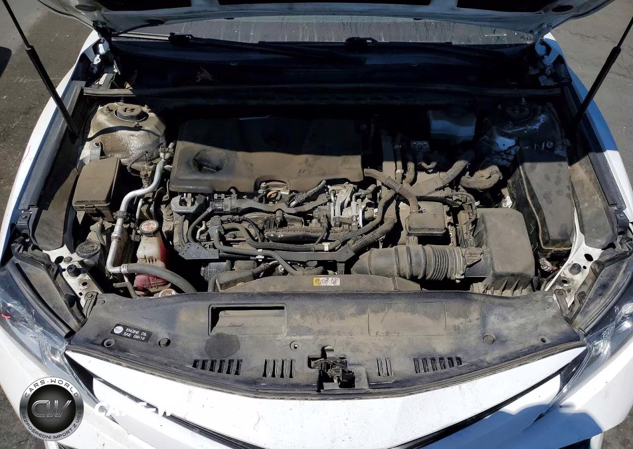 2018 Toyota Camry Le VIN:4T1B31HK4JU504228 - 11