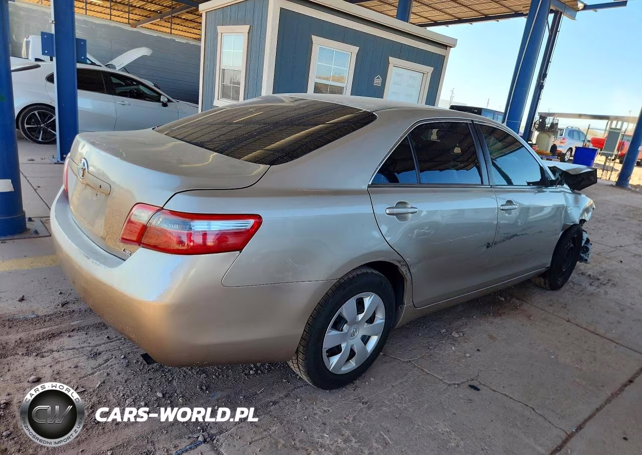 2007 Toyota Camry Le VIN:4T1BE46K07U726207 - 3