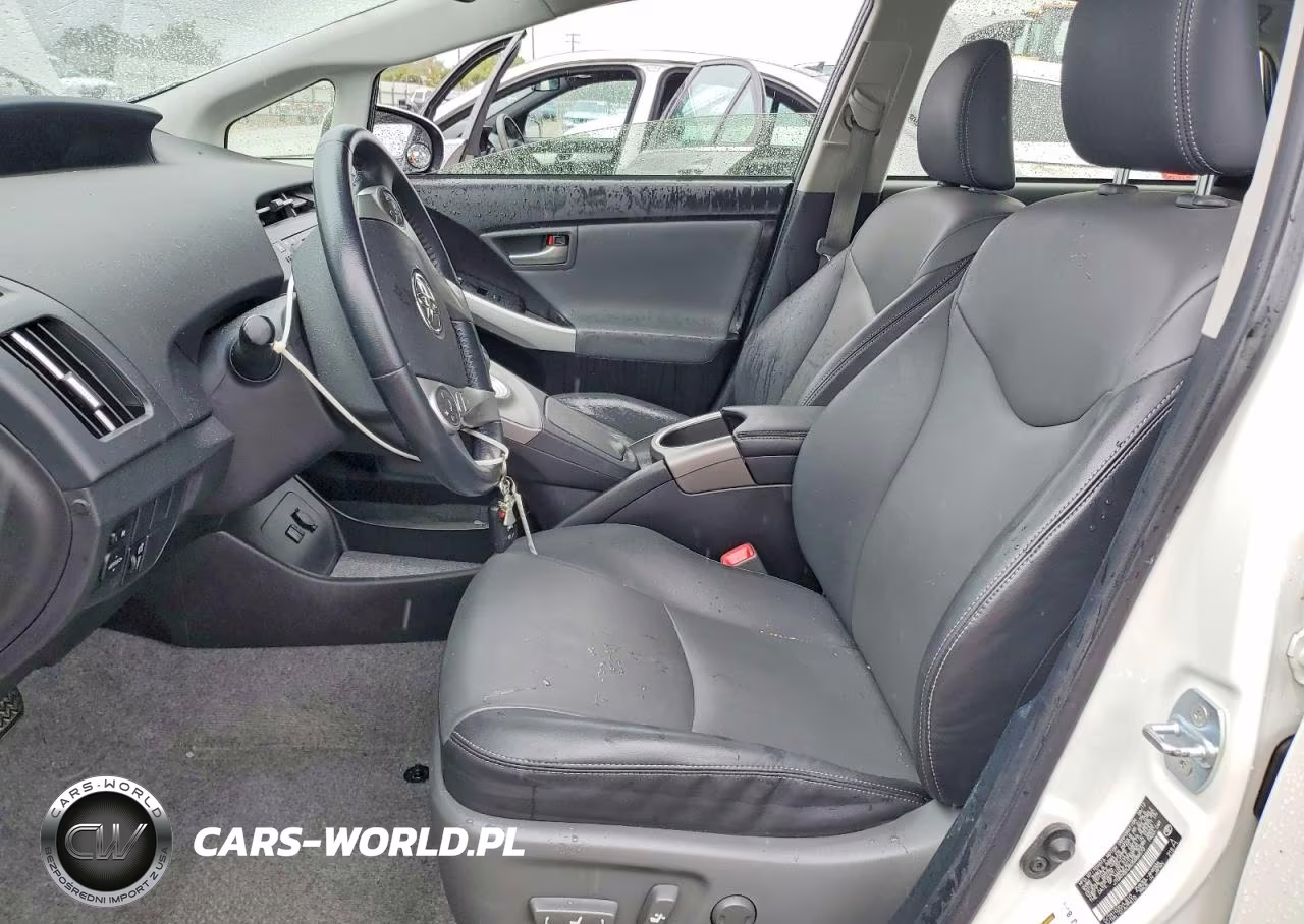2012 Toyota Prius Four VIN:JTDKN3DU8C5486573 - 7