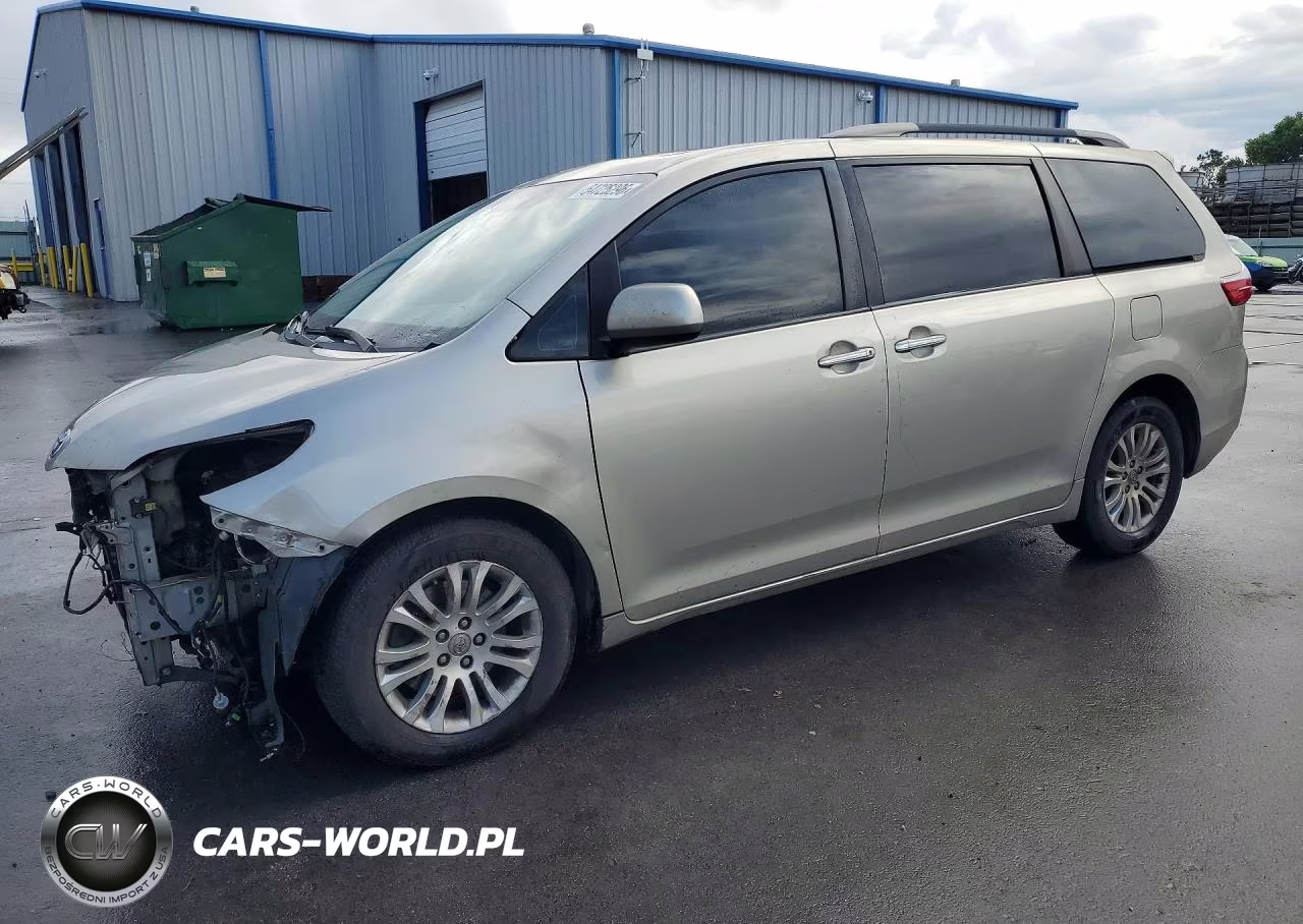 2017 Toyota Sienna Xle 8-Passenger – zdjęcie 1 z 14