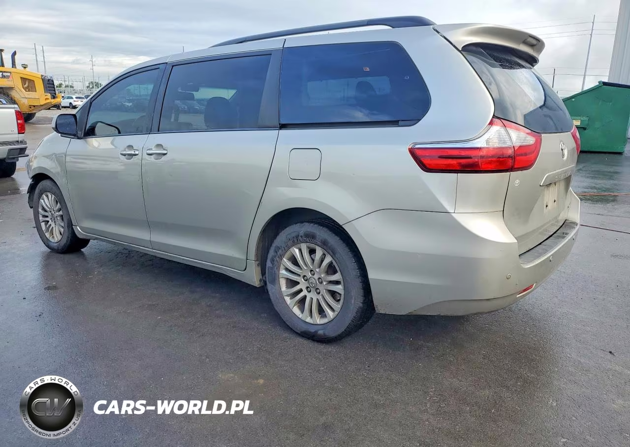 2017 Toyota Sienna Xle 8-Passenger VIN:5TDYZ3DC6HS882945 - 2