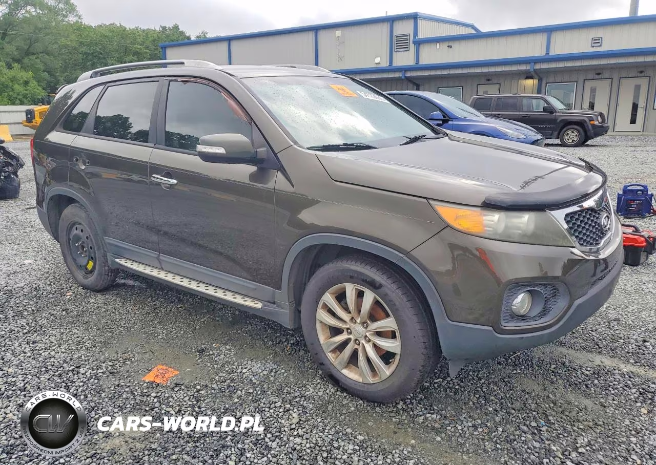 2011 Kia Sorento Ex VIN:5XYKU3A17BG168897 - 4