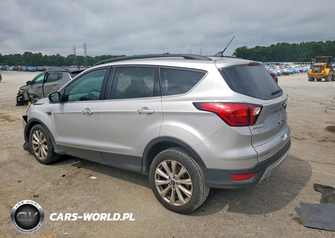 2019 Ford Escape Sel VIN:1FMCU9HD1KUC00180 - 2