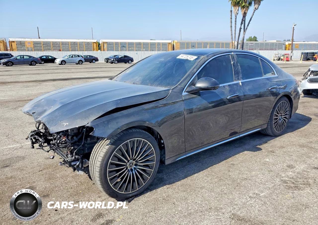 2026 Mercedes-Benz E 350 – zdjęcie 1 z 13