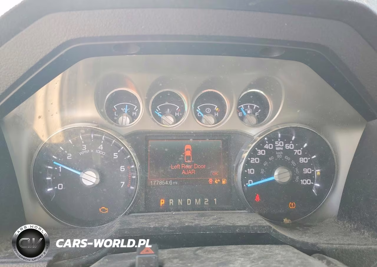 2011 Ford F250 Super Duty VIN:1FT7W2B64BED02925 - 9