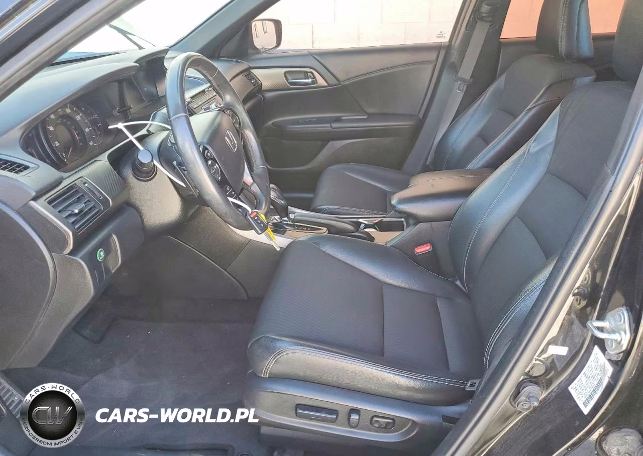 2017 Honda Accord Sport VIN:1HGCR2F59HA229866 - 7