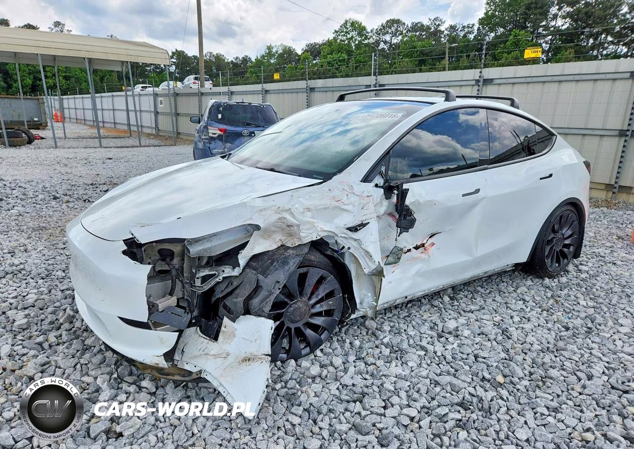 2024 Tesla Model Y – zdjęcie 1 z 13