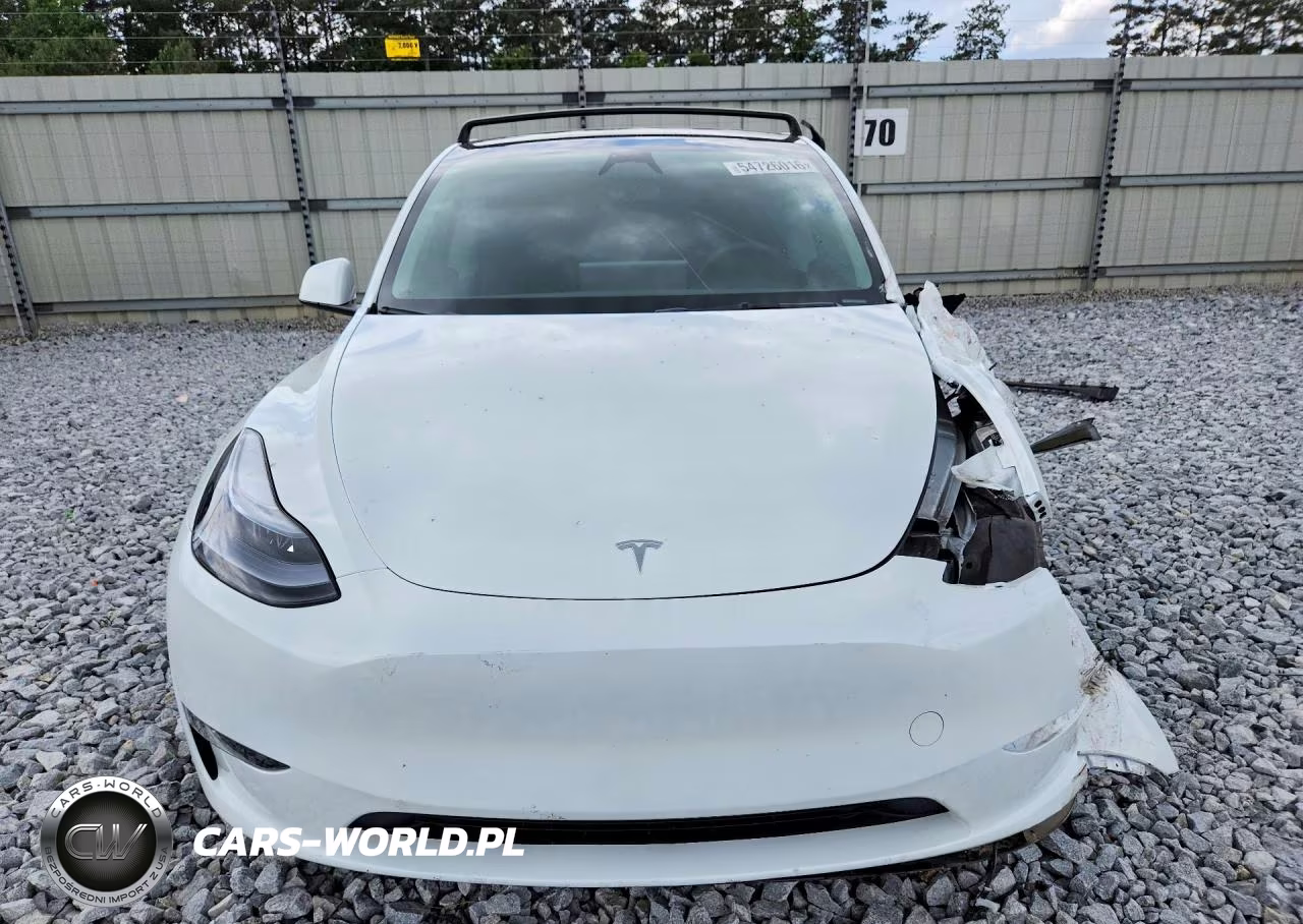 2024 Tesla Model Y VIN:7SAYGDEF5RA307245 - 5