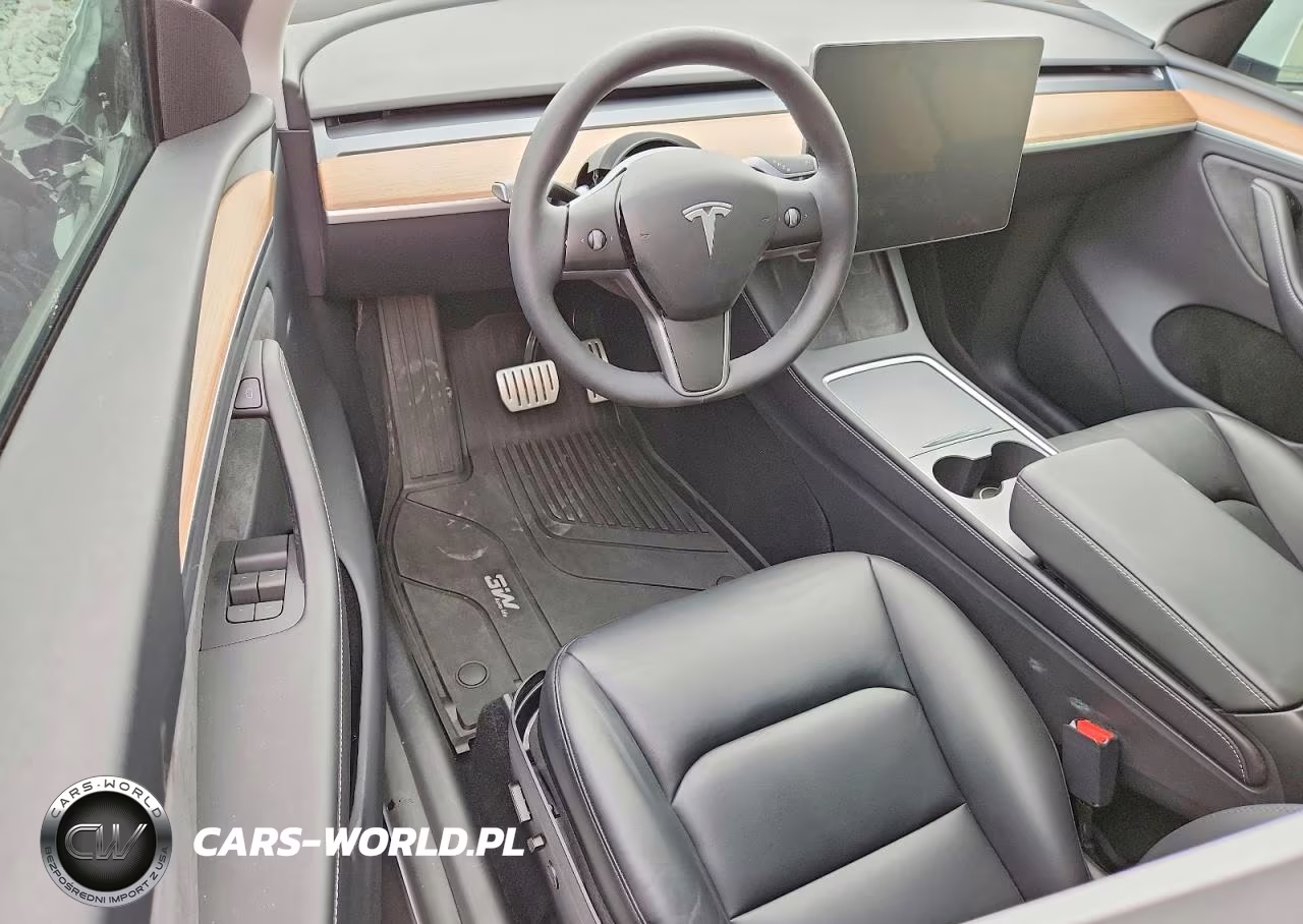 2024 Tesla Model Y VIN:7SAYGDEF5RA307245 - 8