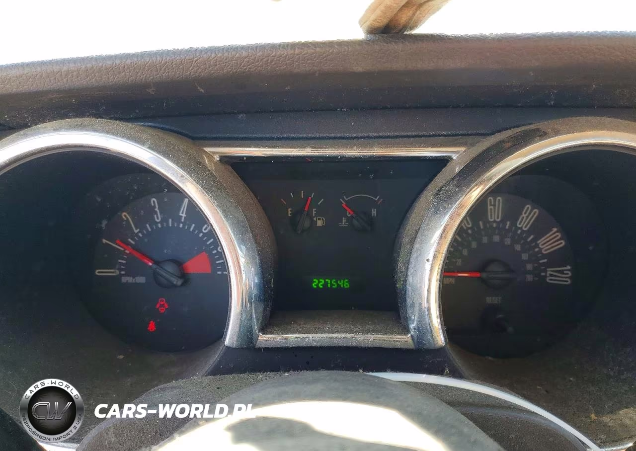 2005 Ford Mustang VIN:1ZVFT80N055168174 - 9