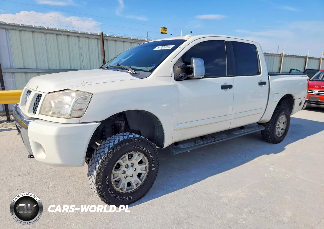 2011 Nissan Titan Sv
